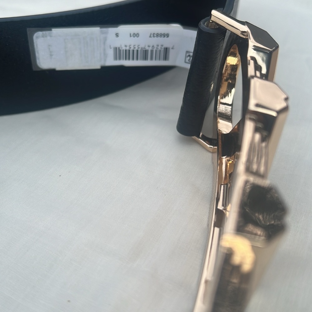 Michael Kors belt - Picture 5 of 7